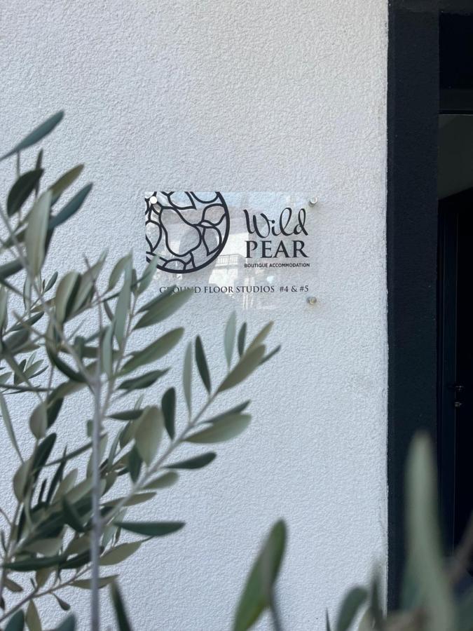 Wild Pear Old Town Boutique Accommodation Ohrid Esterno foto